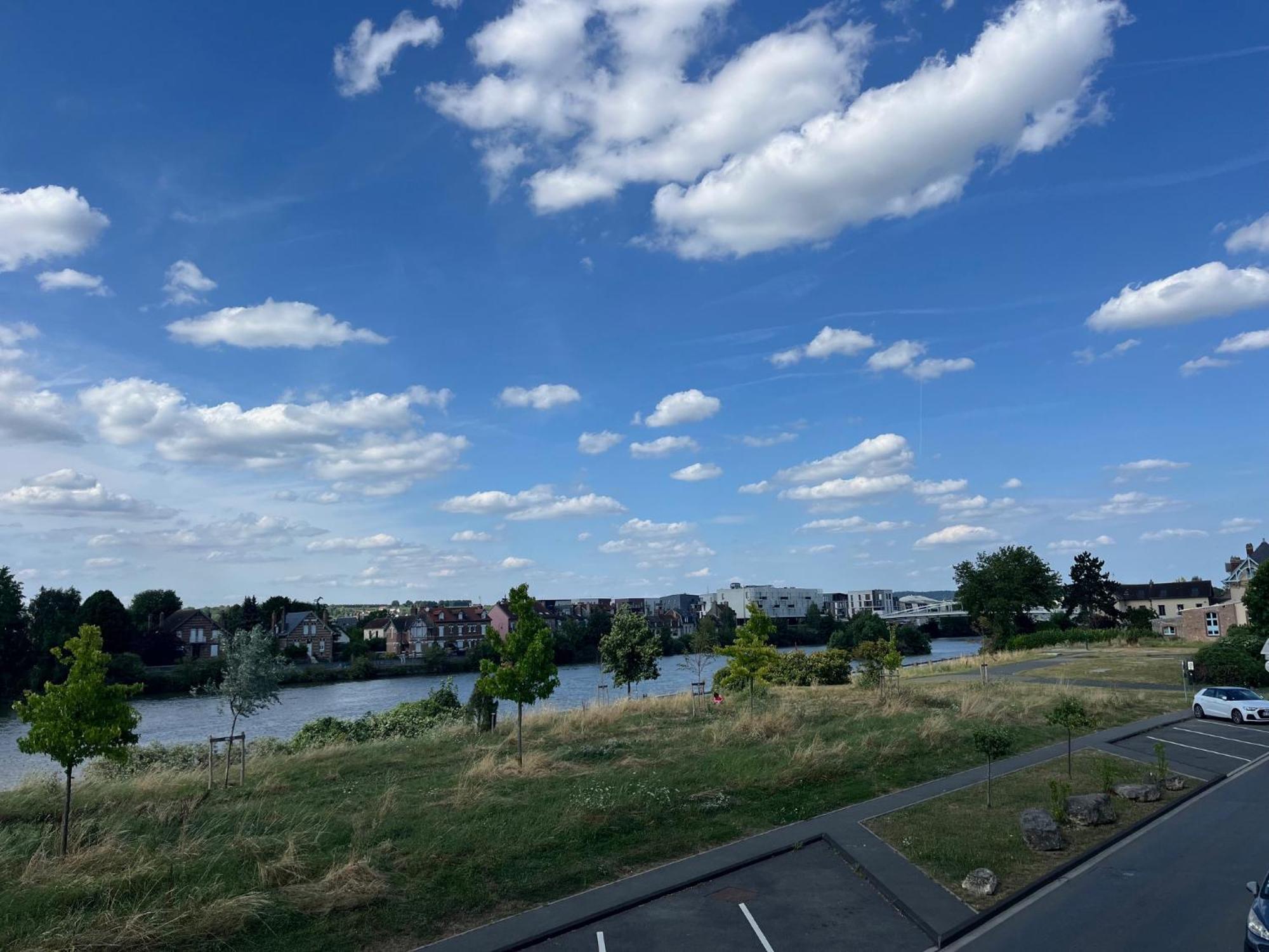 Appartement Le Compiegnois à Compiègne Extérieur photo